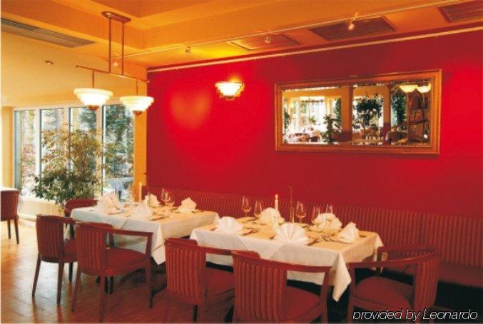 Biohotel Am Lunik Park Hohen Neuendorf Restoran foto